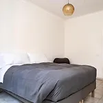 Mecenate Cavour Apartment