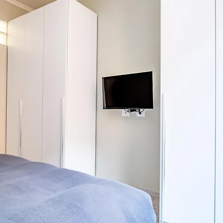 Mecenate Cavour ローマ