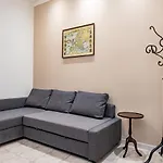 Mecenate Cavour Апартаменты *