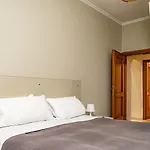 Mecenate Cavour Апартаменты Рим