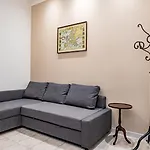 Mecenate Cavour Апартаменты Рим
